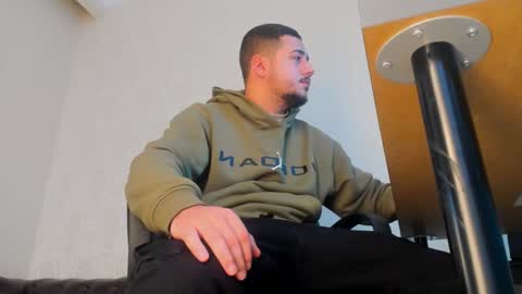 JoshKnight online show from October 8, 5:46 am