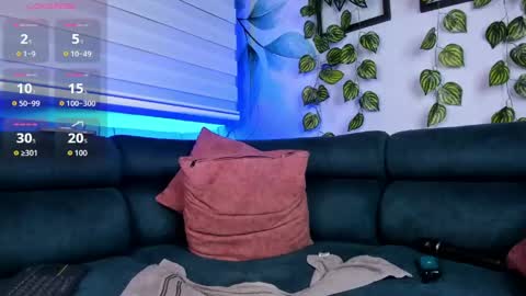 joshmiller___ online show from April 17, 10:56 pm