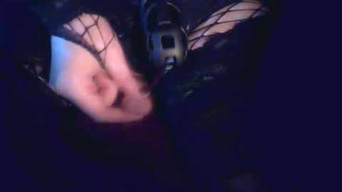Sissy with shrunken little clitty online show from May 16, 12:29 am