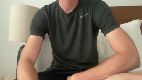 Snapshot of joy_stick_92 chatting on September 29, 3:00 pm joy_stick_92 online show from September 29, 3:00 pm