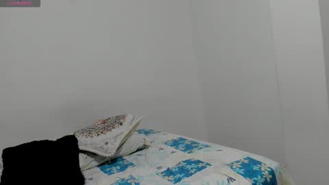 sofiaparker8 online show from February 17, 11:04 pm