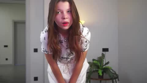 Monica online show from November 17, 6:38 am