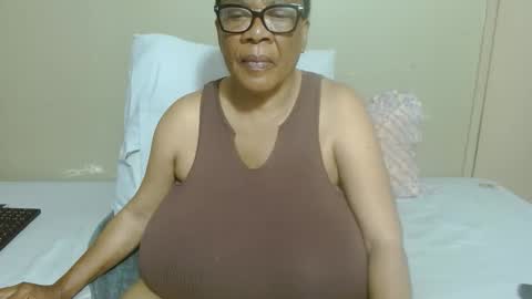 DairyQueen online show from November 25, 1:26 am