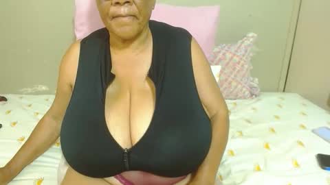 DairyQueen online show from January 8, 1:50 pm