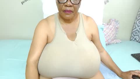 Snapshot of joycemando chatting on October 9, 9:37 am DairyQueen online show from October 9, 9:37 am