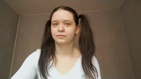 joyealice online show from April 3, 7:15 am