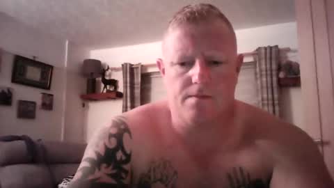 Snapshot of jp_sparky chatting on September 18, 9:41 pm jp_sparky online show from September 18, 9:41 pm