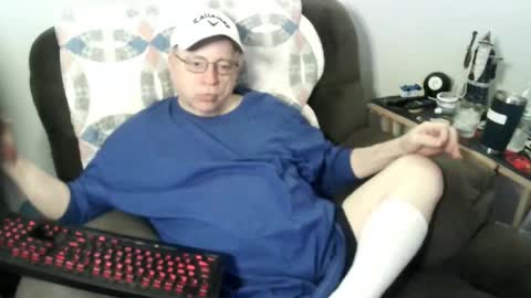 jpmel99 online show from April 26, 12:41 am