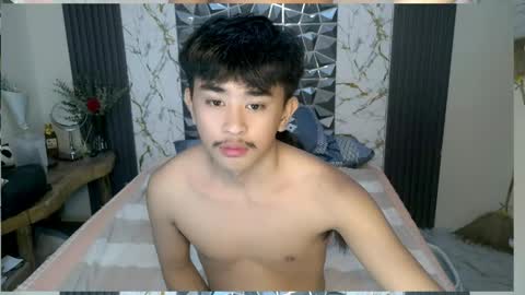 jr_exclusive online show from May 2, 12:33 pm