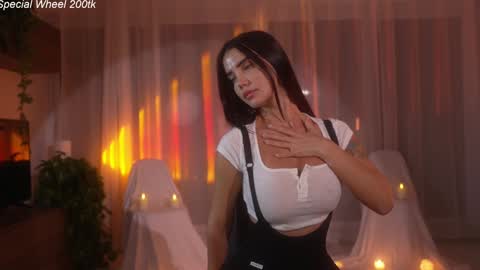 Jennifer Diaz online show from November 17, 9:06 pm