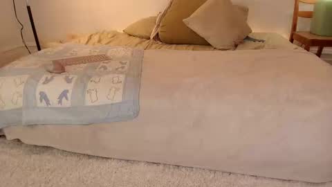 Jsmine  and sometimes Beaulooks online show from November 21, 11:25 pm