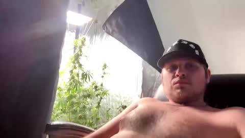 jstooboy online show from March 17, 11:43 pm