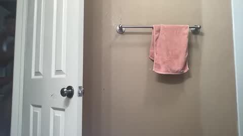 jttooni3e online show from September 14, 5:58 pm