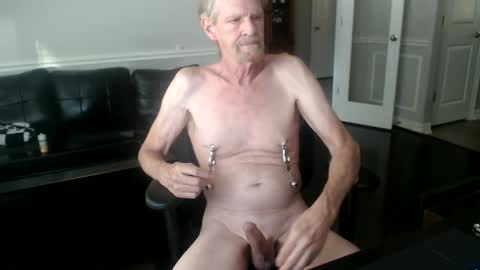 jtull52 online show from September 18, 8:46 pm