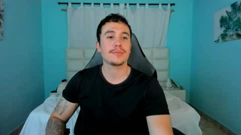 Juan online show from April 3, 9:00 pm