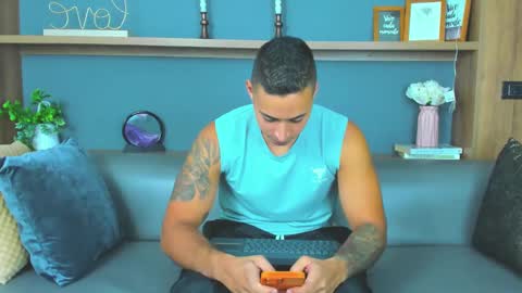 juan_muscle online show from February 8, 12:28 am