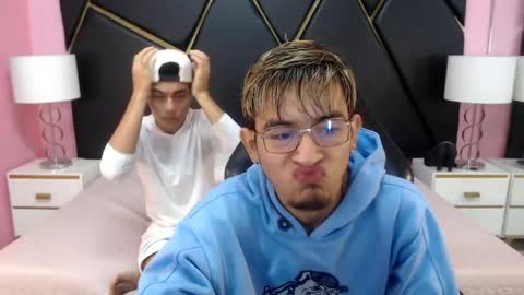 juan_saul1 online show from April 19, 10:05 am