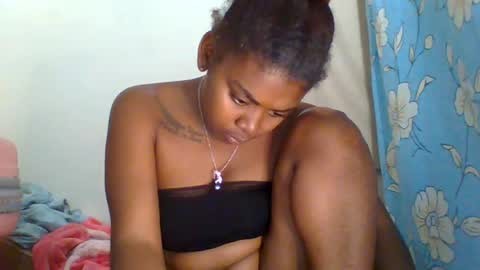 Juanah online show from July 20, 11:01 am
