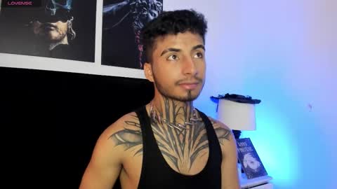juancamilo66_ online show from November 4, 4:03 am