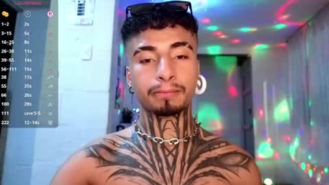 juancamilo66_ online show from May 21, 2:18 am