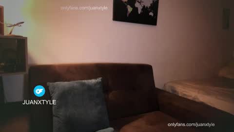 . online show from March 20, 8:25 pm