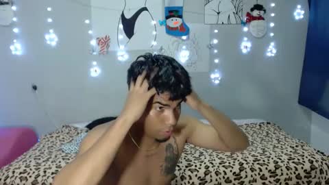 juanse_hot11 online show from January 15, 7:12 pm