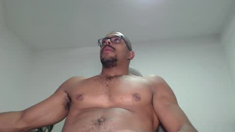 Juan pablo M online show from March 31, 3:12 pm