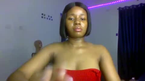 Snapshot of juicy_pussy1122 chatting on September 18, 9:57 am Emily online show from September 18, 9:57 am