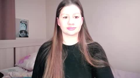 Elena online show from February 4, 7:40 pm