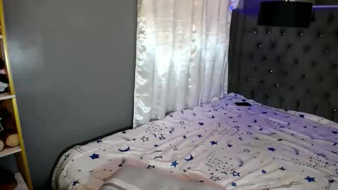 Den  online show from March 26, 11:21 pm