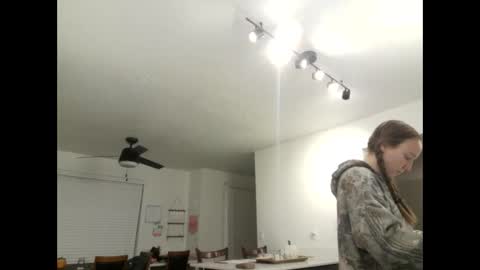 Sav online show from November 21, 6:22 am