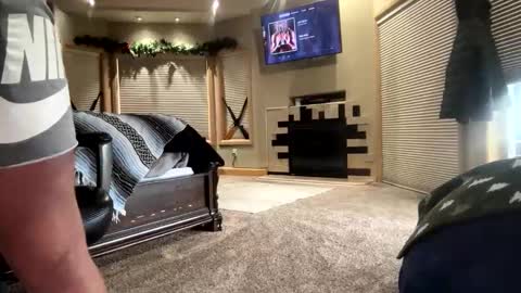 Juish5521 online show from December 14, 4:30 pm