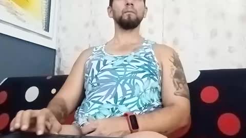 juleslake2 online show from November 16, 8:33 pm