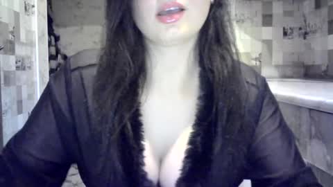 julia69009 online show from July 21, 8:00 pm