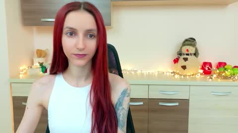 JuliaJae online show from January 12, 7:15 am