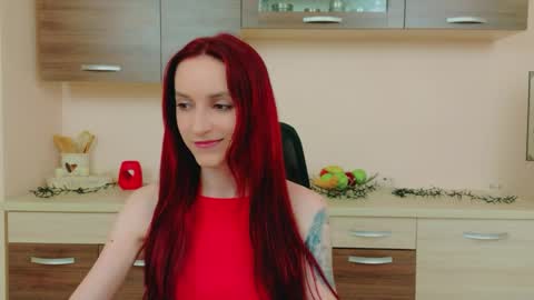 JuliaJae online show from June 5, 10:53 am
