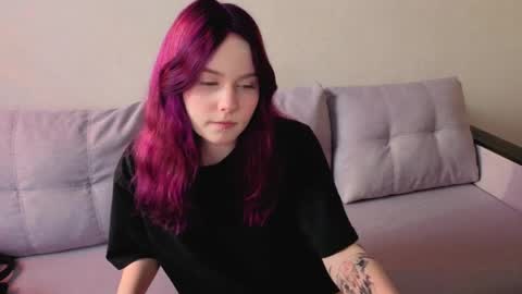 Julia online show from March 29, 1:07 am