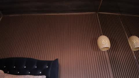 Julia online show from April 21, 2:51 am