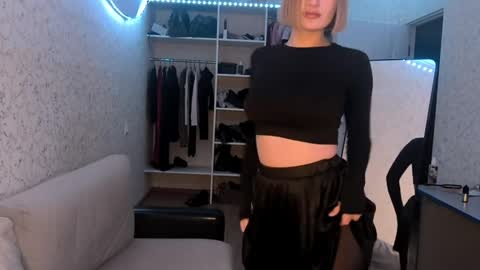 Kate online show from April 9, 6:24 pm