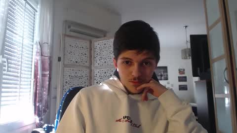 Julian1265 online show from March 4, 3:20 pm