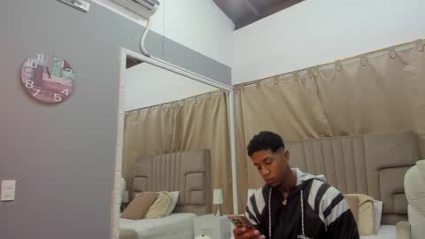 julian billy online show from March 3, 11:22 am