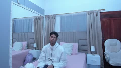 julian billy online show from February 11, 11:31 am