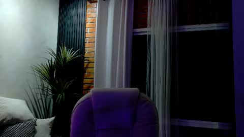 Juliana online show from July 9, 1:20 am