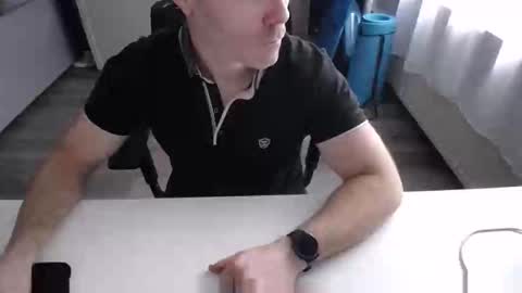 julienneedyou online show from December 23, 9:26 am