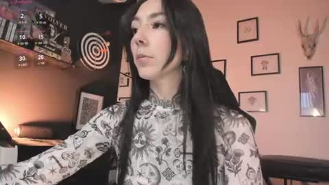 juliet_sourire online show from July 30, 8:20 pm