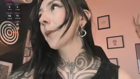 juliet_sourire online show from August 4, 2:02 pm