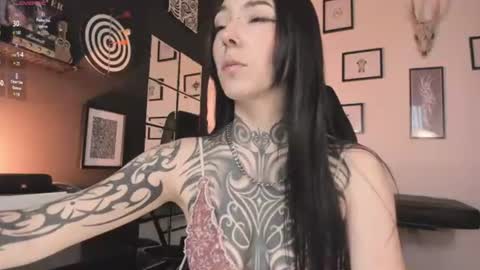juliet_sourire online show from July 16, 2:53 pm