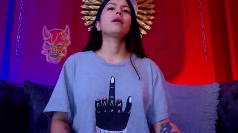  Julieta  online show from September 17, 12:30 pm