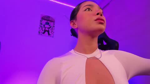 Julieta  online show from December 6, 7:59 am