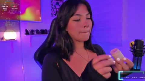 Julieta  online show from December 2, 1:15 am